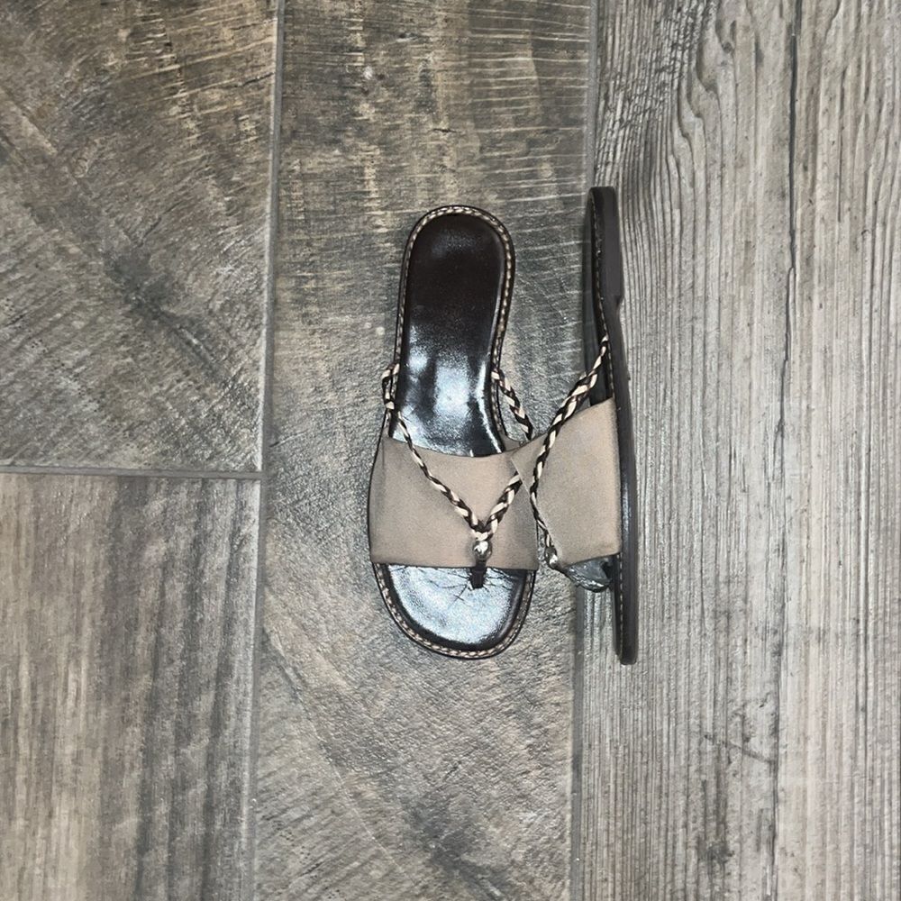 Vintage Brighton tan & brown leather & fabric thong sandals